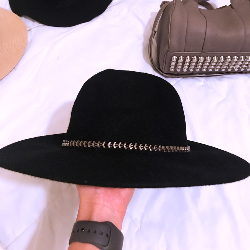 Black Hat With Metallic Band